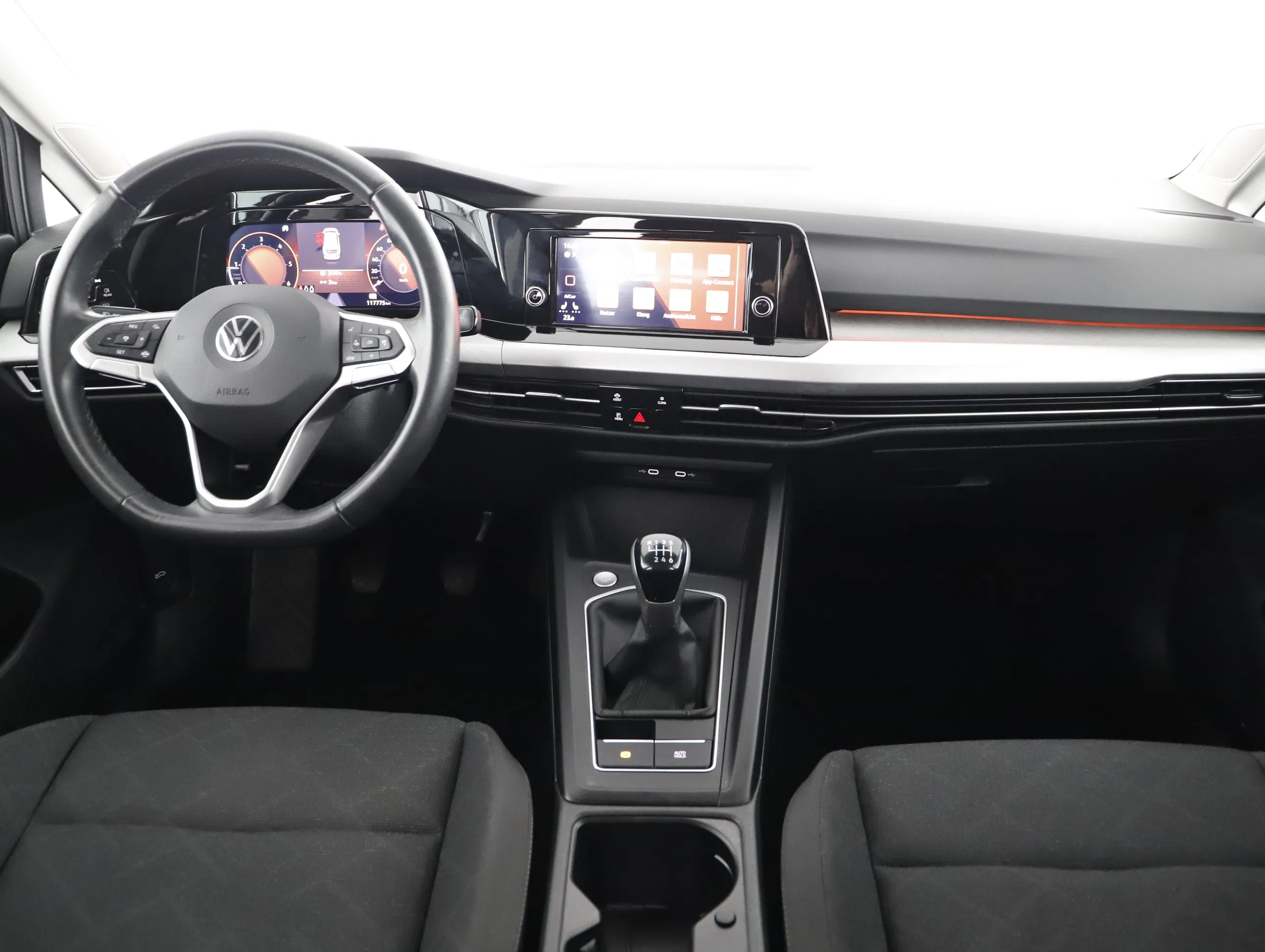 VW Golf VIII Variant 2.0TDI Life | Bild 3 von 21