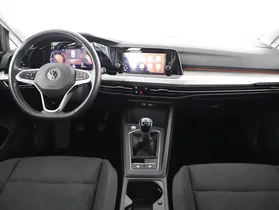 VW Golf VIII Variant 2.0TDI Life | Thumbnail 3 von 21