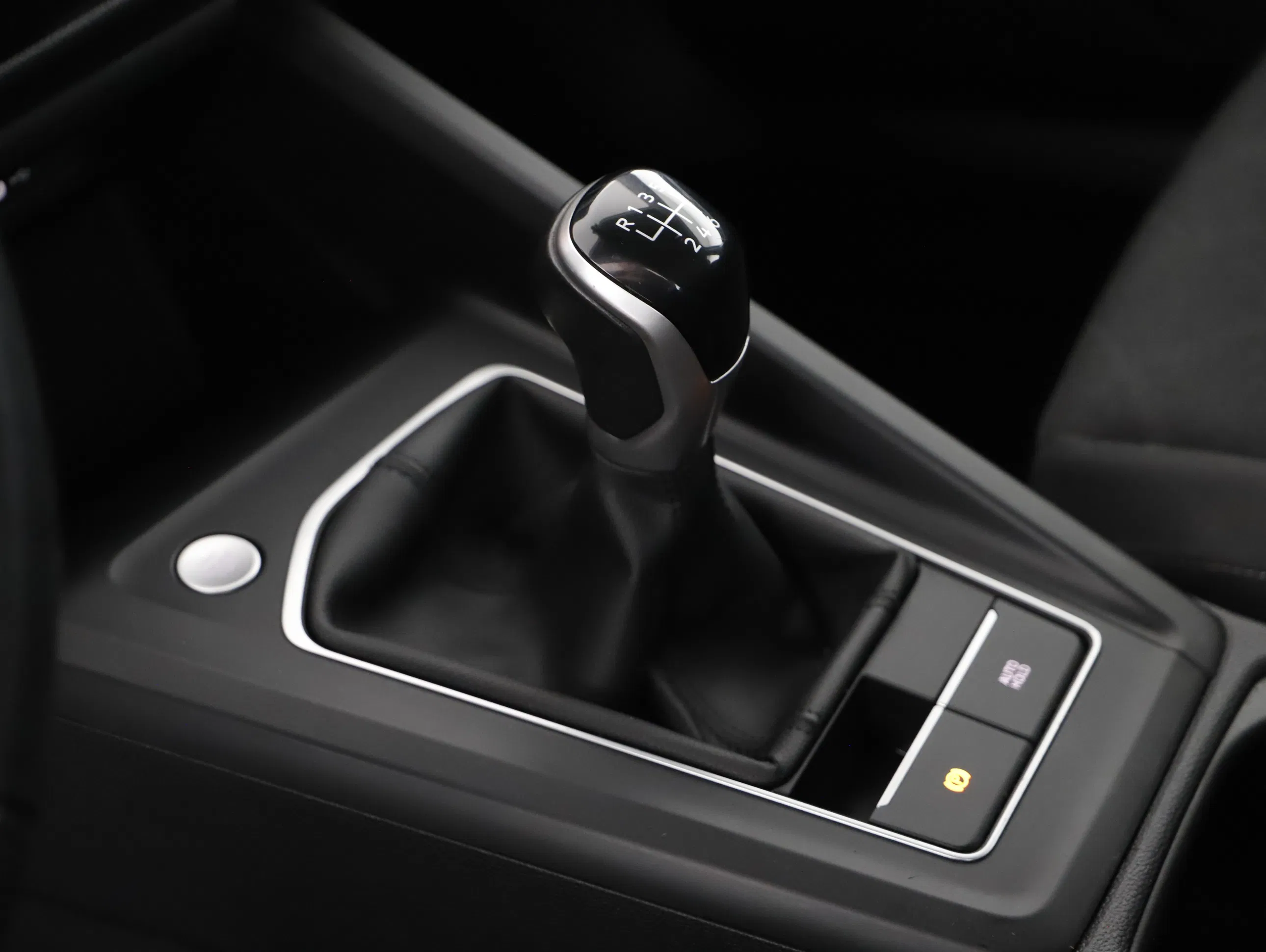 VW Golf VIII Variant 2.0TDI Life | Bild 5 von 21