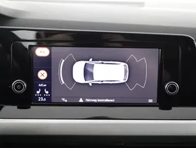 VW Golf VIII Variant 2.0TDI Life | Thumbnail 9 von 21