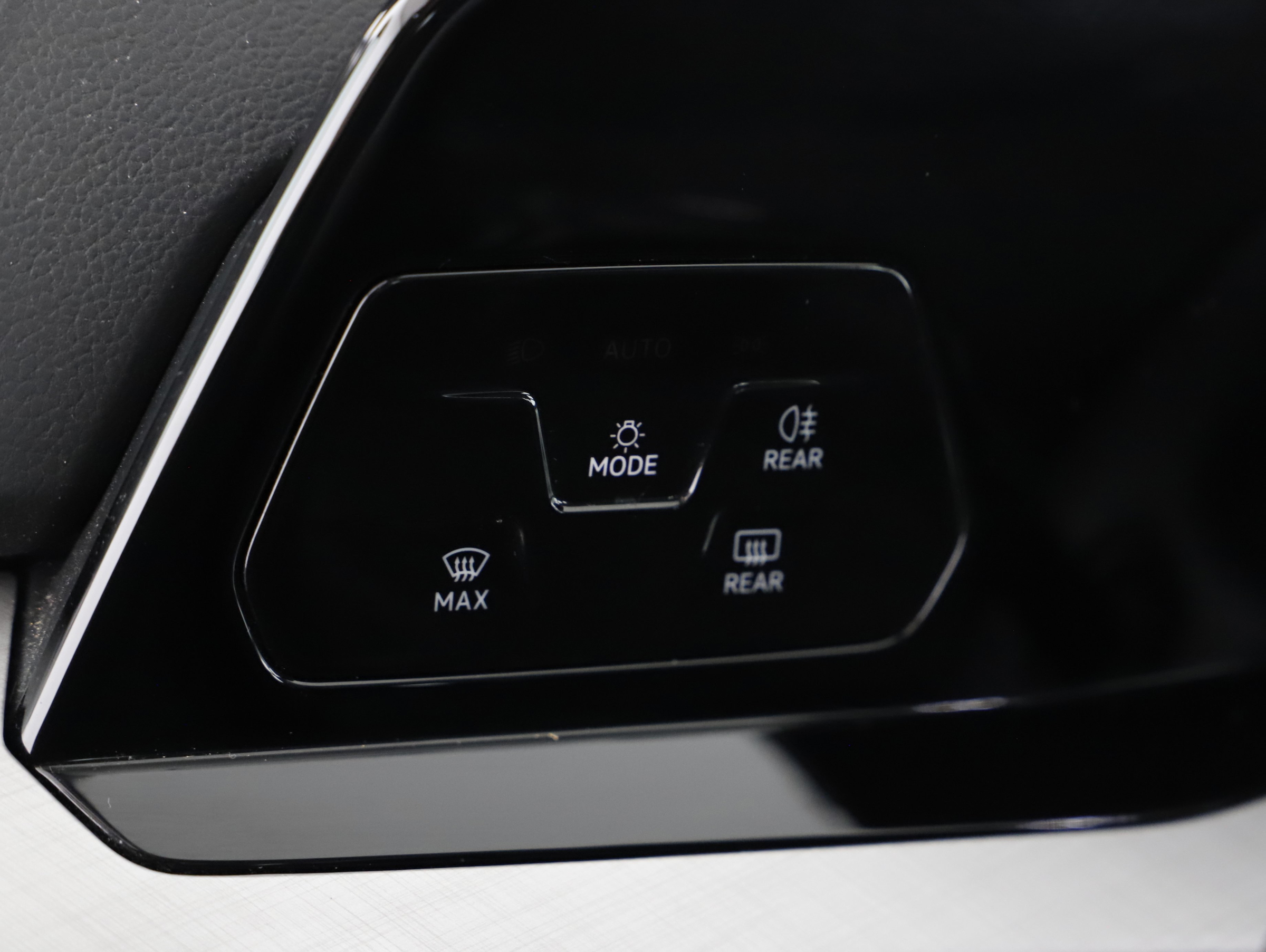 VW Golf VIII Var 2.0 TDI DSG Life | Bild 7 von 21