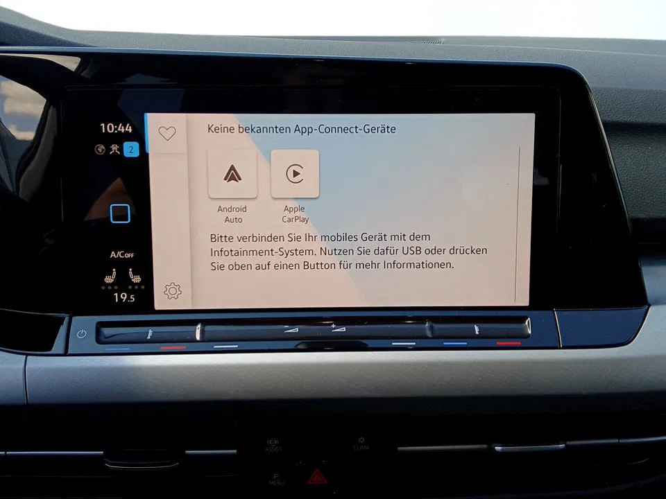VW Golf VIII Var. 2.0TDI Life DSG | Bild 17 von 24