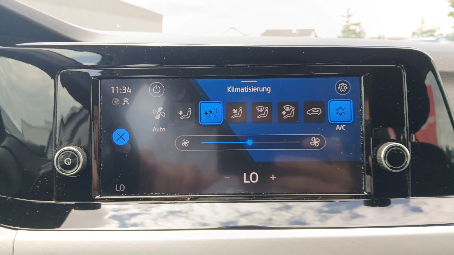 VW Golf VIII Variant 2.0 TDI DSG | Bild 14 von 18