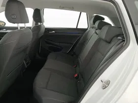 VW Golf VIII Variant 2.0 TDI Life | Thumbnail 24 von 25