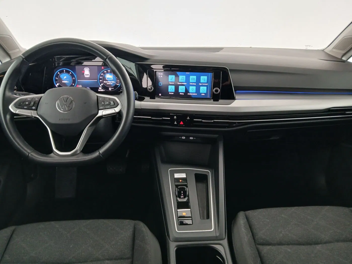 VW Golf VIII Variant 2.0 TDI Life | Bild 14 von 25