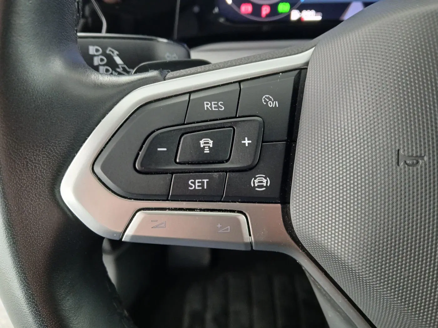 VW Golf VIII Variant 2.0 TDI Life | Bild 16 von 25