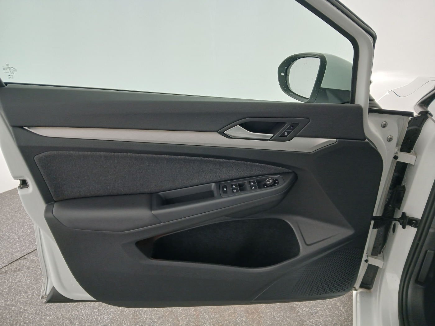 VW Golf VIII Variant 2.0 TDI Life | Bild 4 von 19