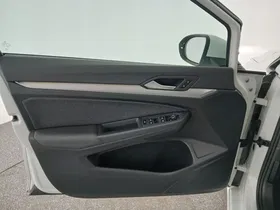 VW Golf VIII Variant 2.0 TDI Life | Thumbnail 4 von 19