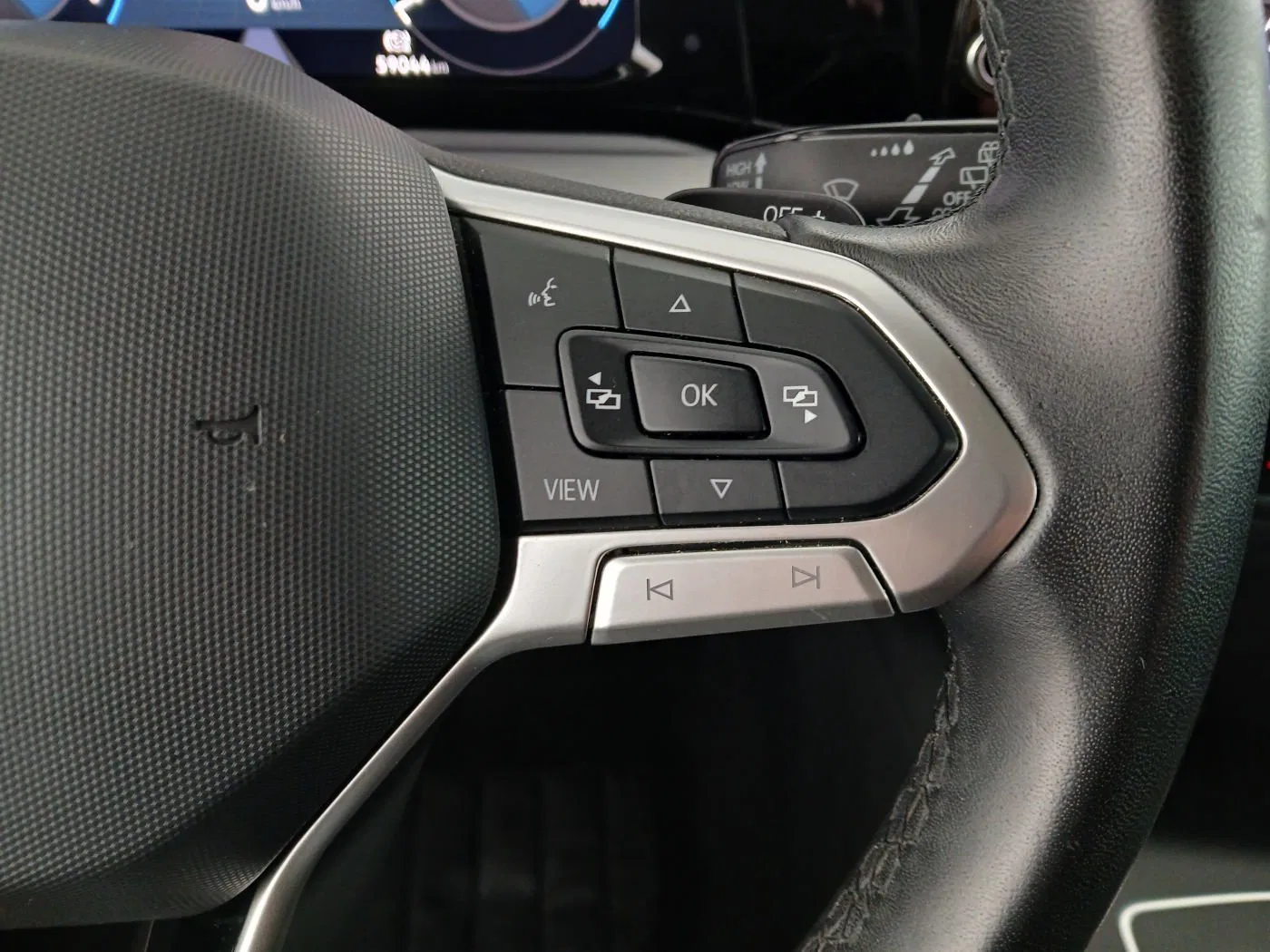 VW Golf VIII Variant 2.0 TDI Life | Bild 11 von 18