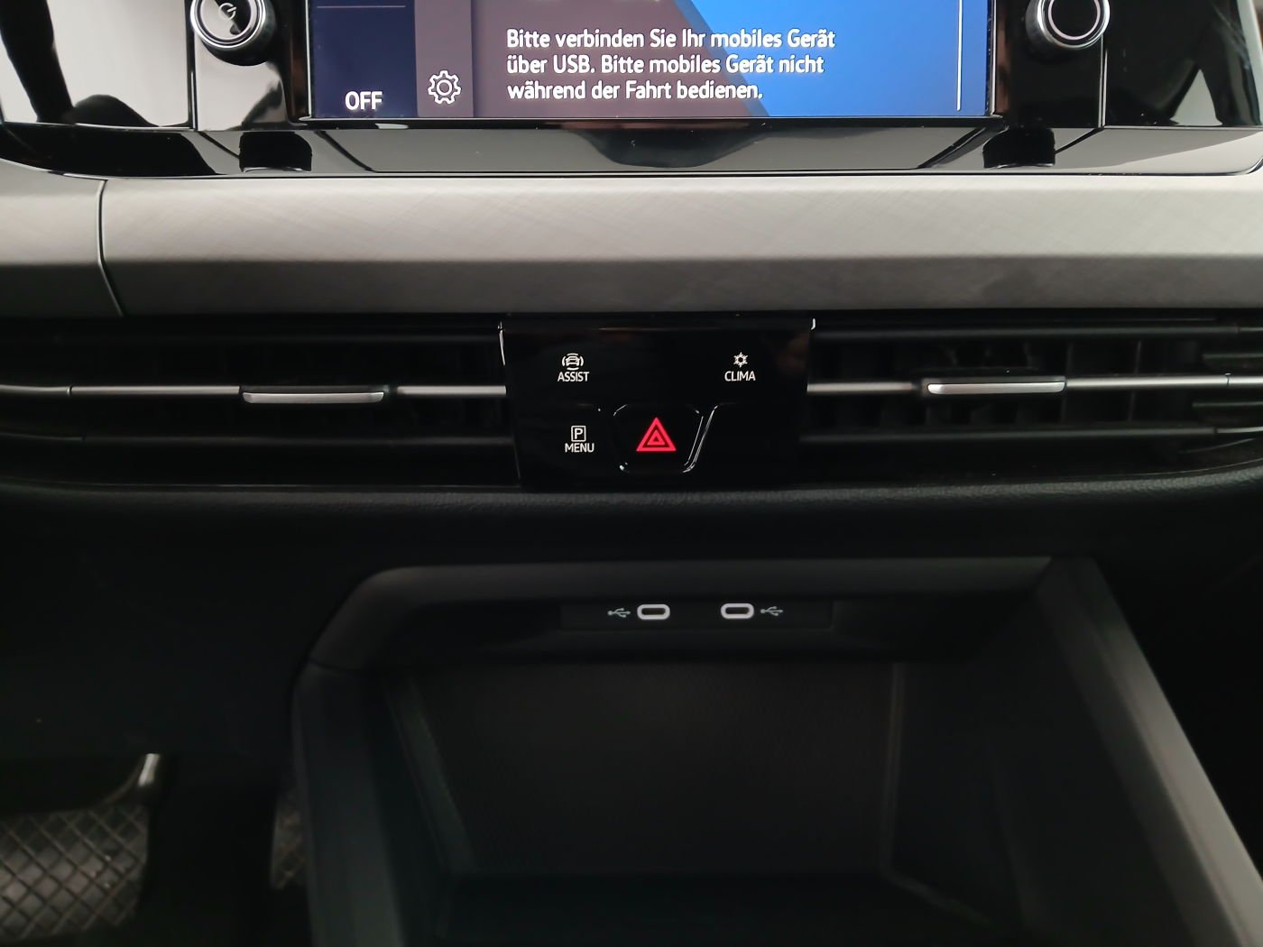 VW Golf VIII Variant 2.0 TDI Life | Bild 13 von 18