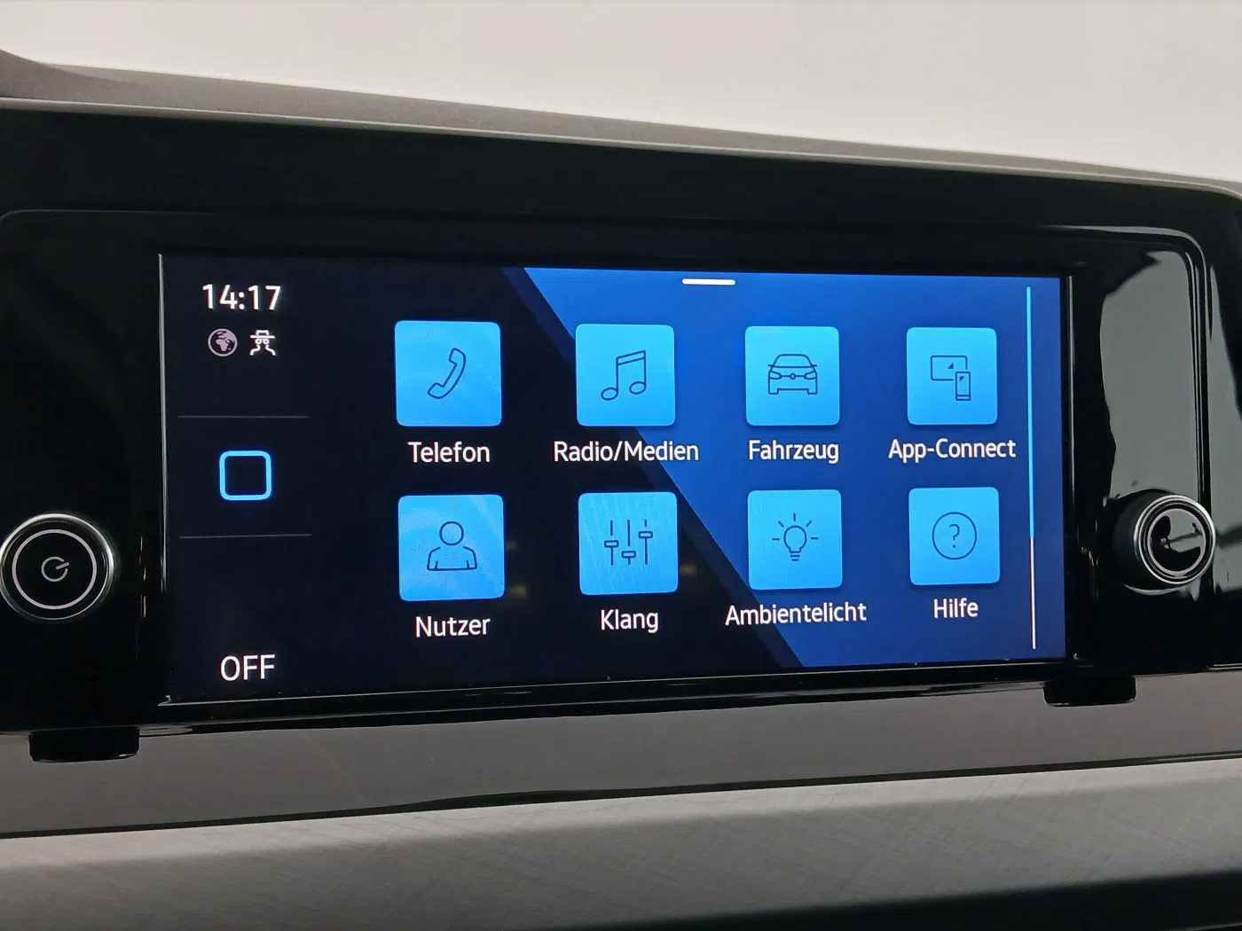 VW Golf VIII Variant 2.0 TDI Life | Bild 15 von 18