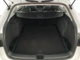 VW Golf VIII Variant 2.0 TDI Life | Thumbnail 9 von 18