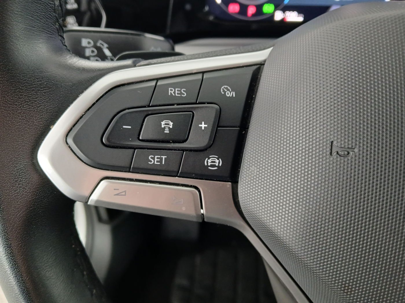 VW Golf VIII Variant 2.0 TDI Life | Bild 10 von 18