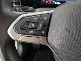 VW Golf VIII Variant 2.0 TDI Life | Thumbnail 10 von 18