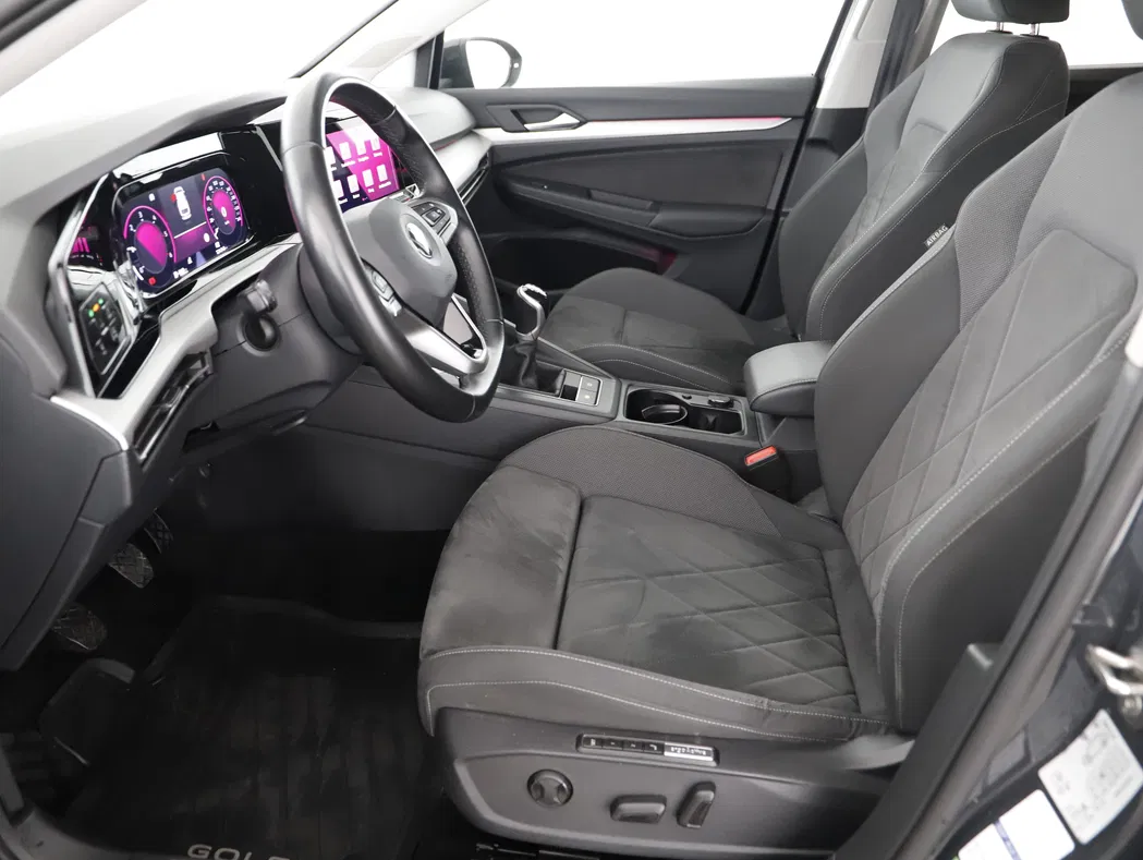 Bild eines VW Golf VIII Variant 2.0 TDI Life