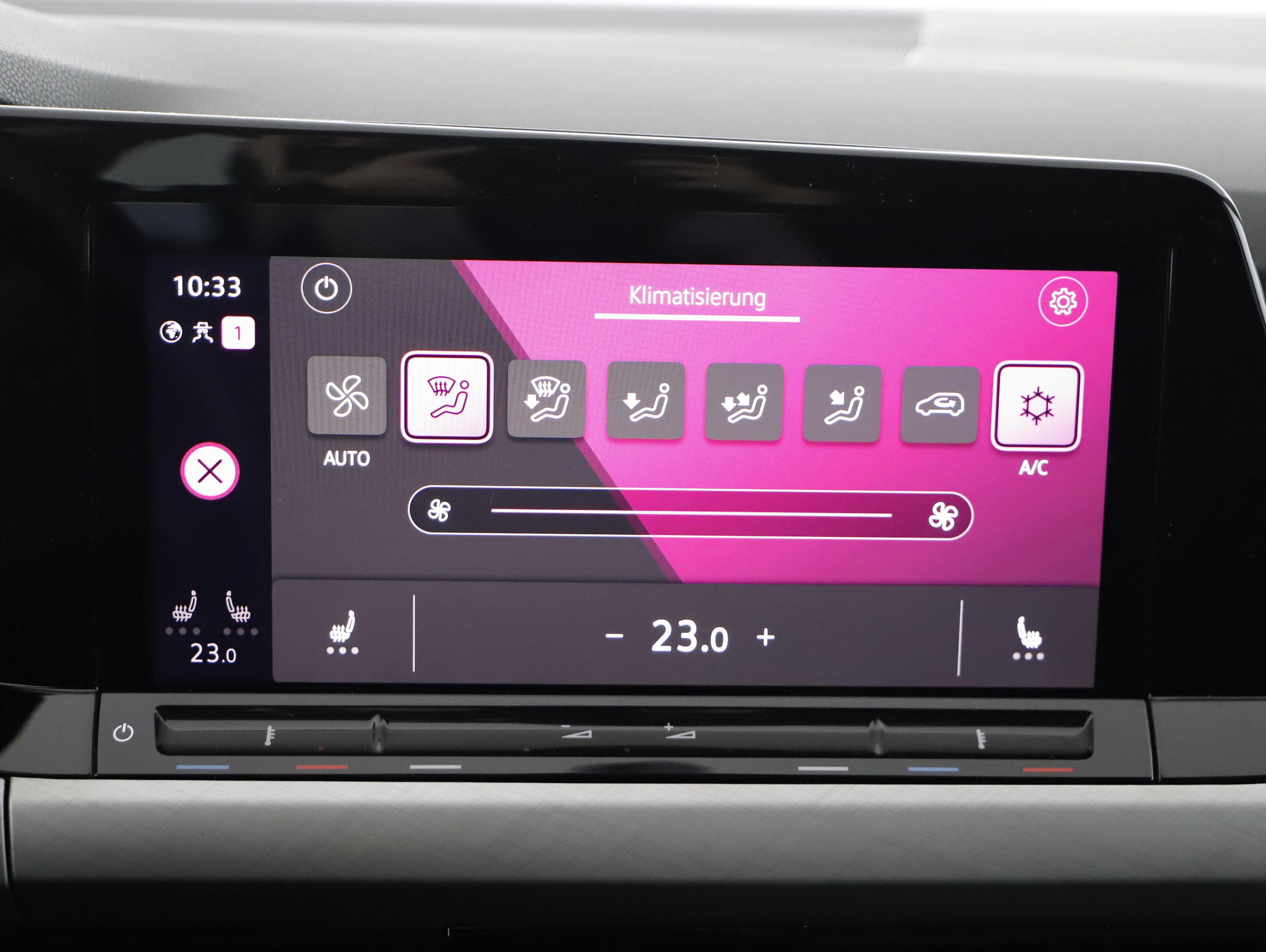 VW Golf VIII Variant 2.0 TDI Life | Bild 10 von 23