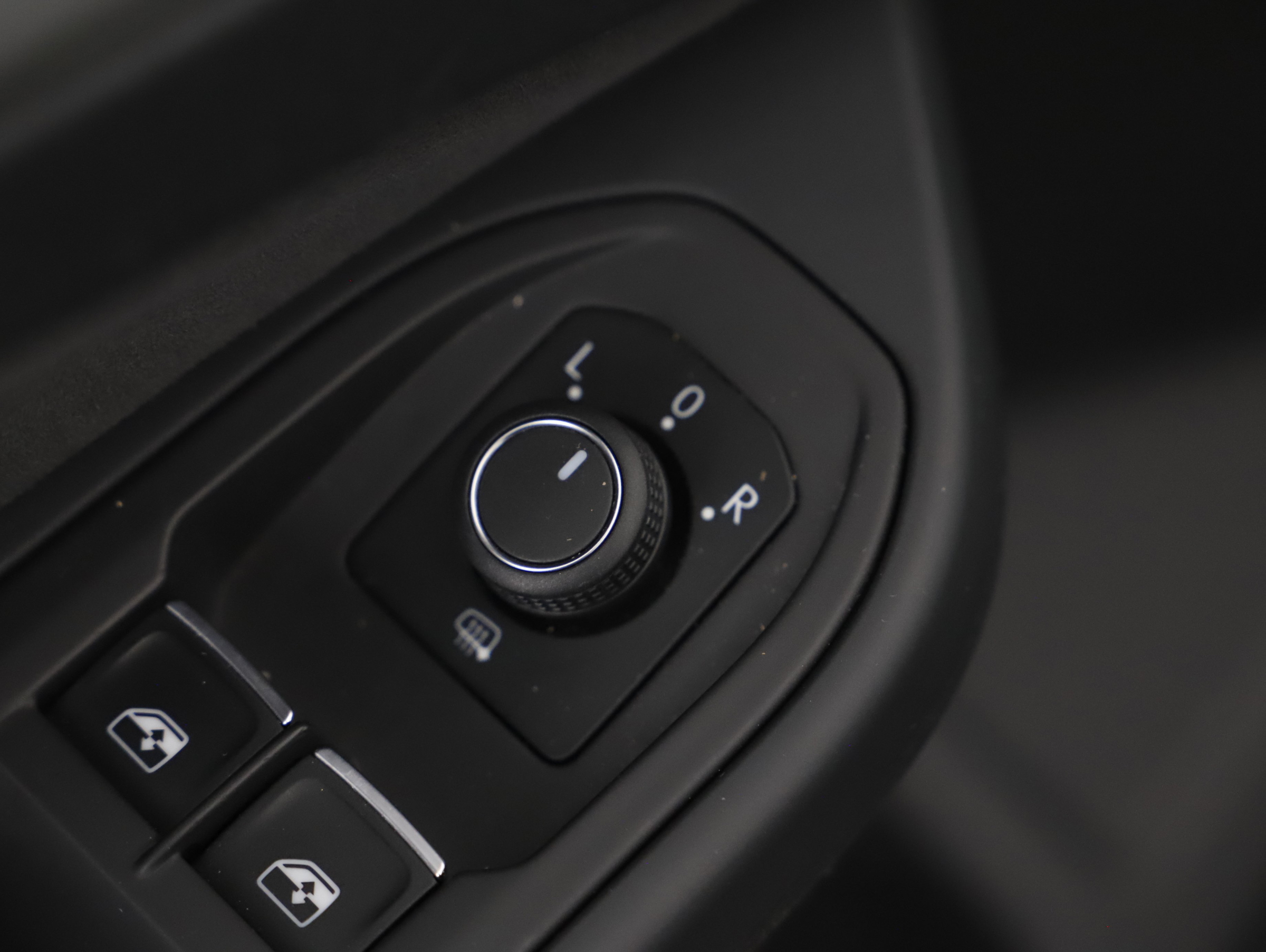 VW Golf VIII Variant 2.0 TDI Life | Bild 15 von 23