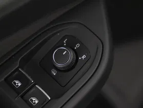 VW Golf VIII Variant 2.0 TDI Life | Thumbnail 15 von 23