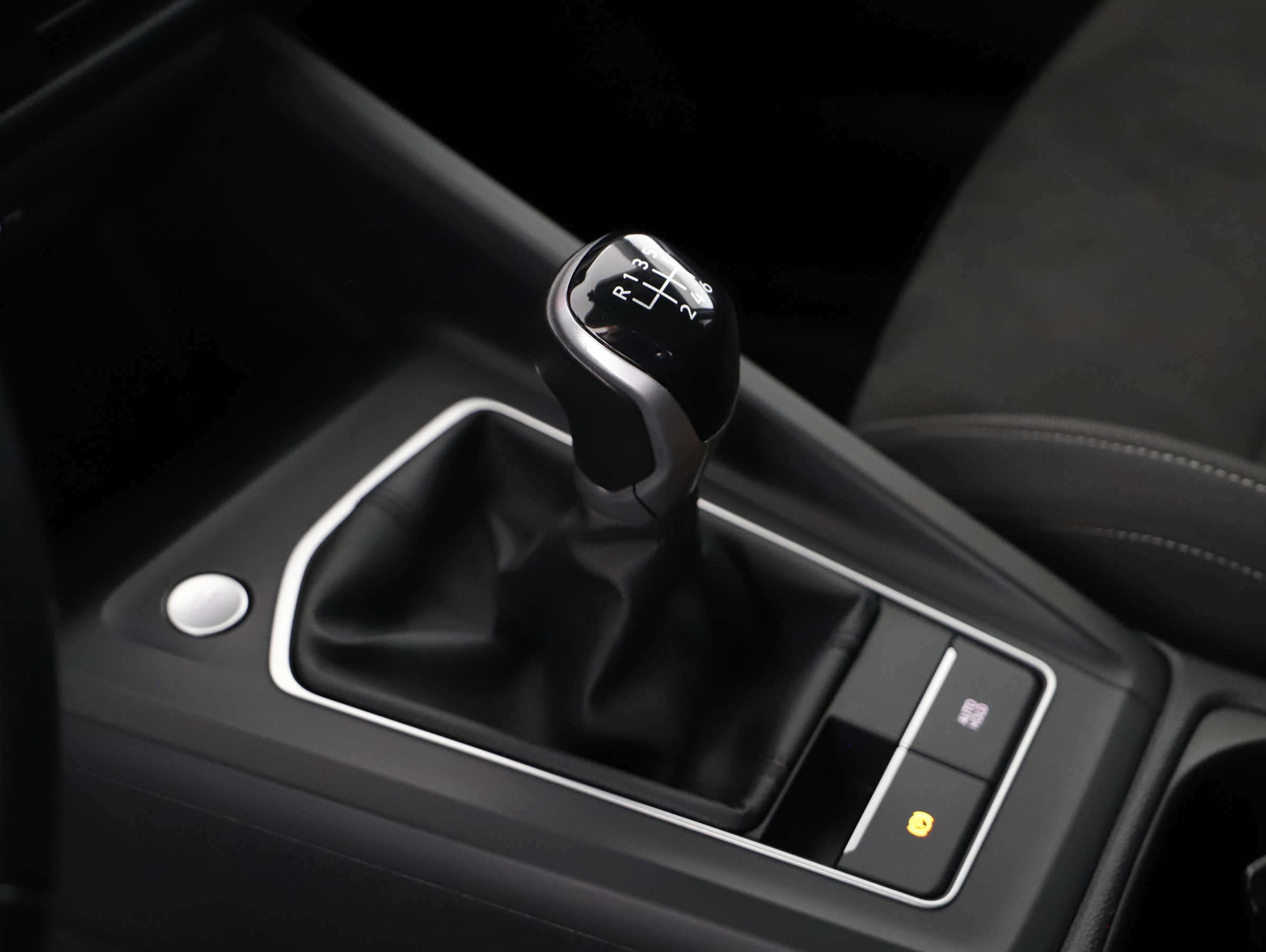 VW Golf VIII Variant 2.0 TDI Life | Bild 5 von 23