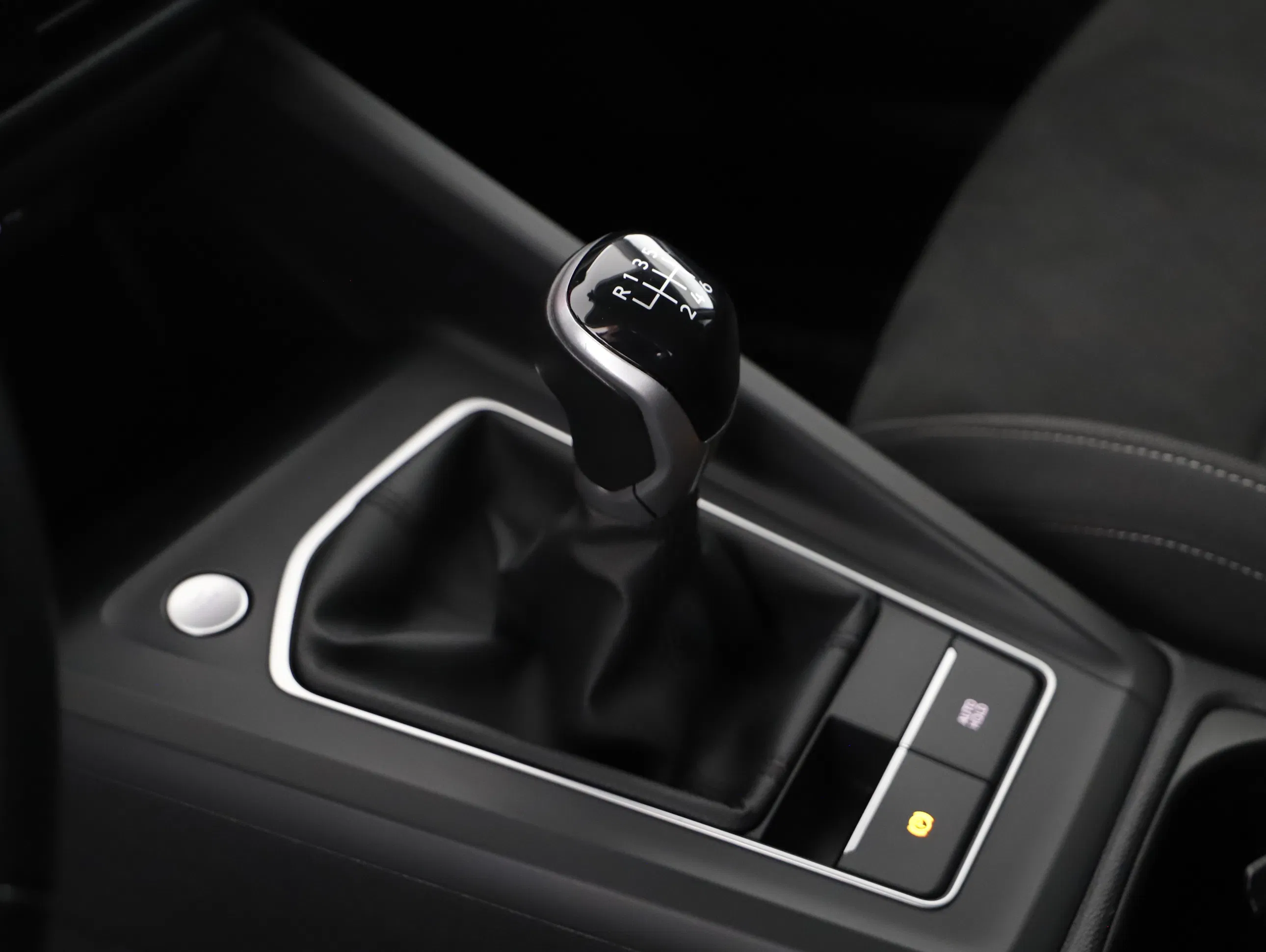 VW Golf VIII Variant 2.0 TDI Life | Bild 5 von 23