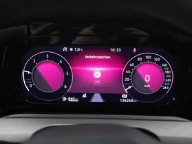 VW Golf VIII Variant 2.0 TDI Life | Thumbnail 6 von 23