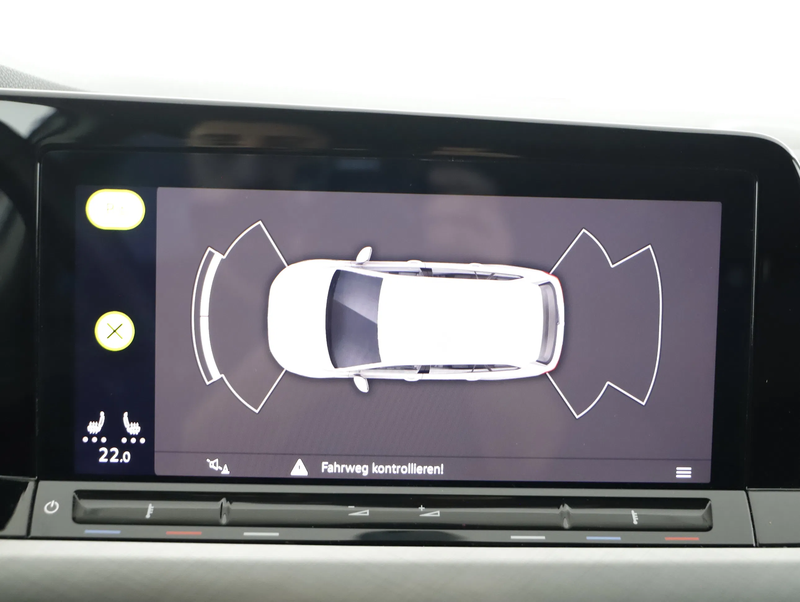 VW Golf VIII Variant 2.0 TDI Life | Bild 14 von 21