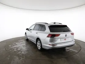 VW Golf VIII Variant 2.0 TDI Life | Thumbnail 19 von 21