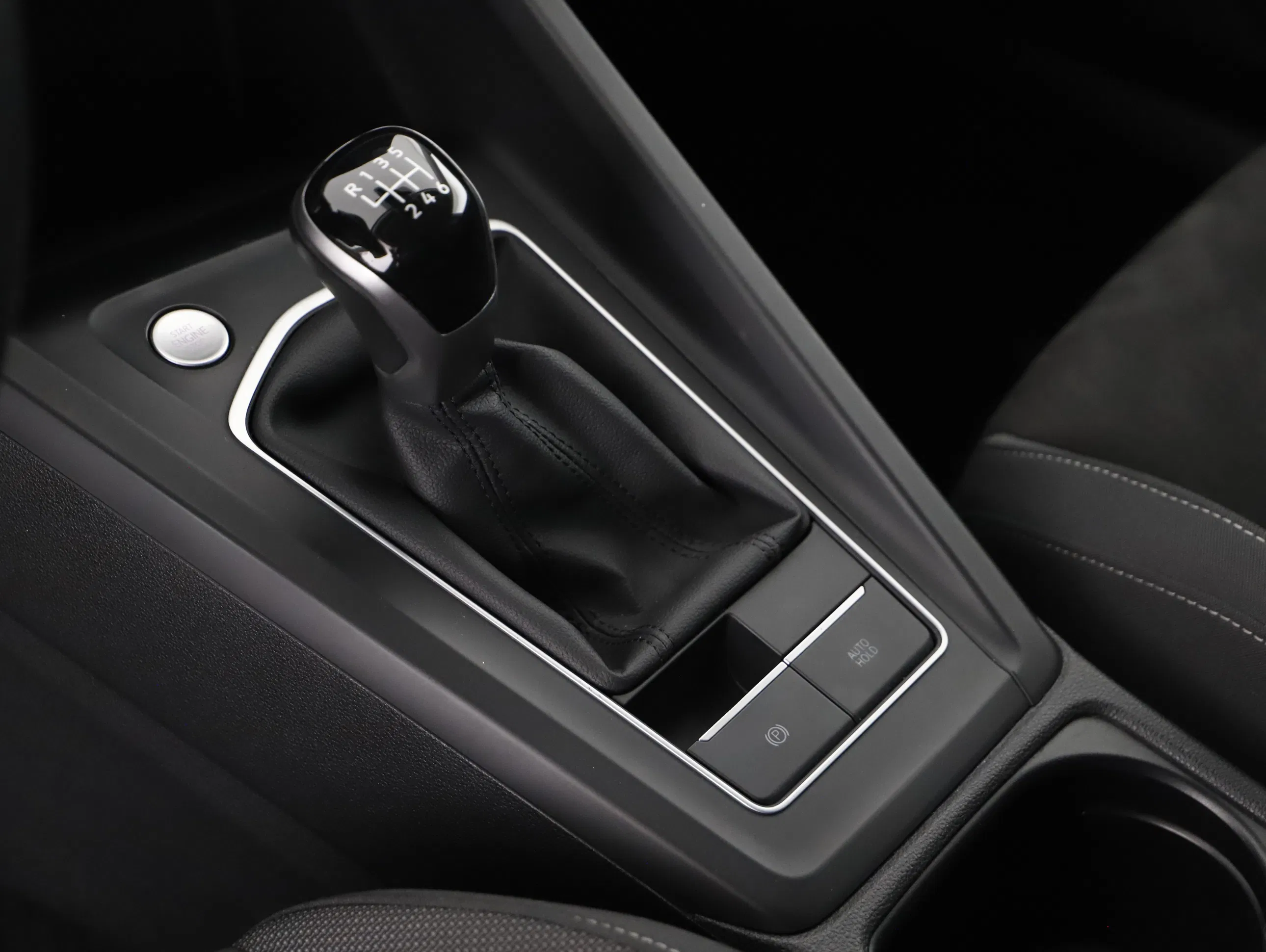 VW Golf VIII Variant 2.0 TDI Life | Bild 7 von 21