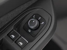 VW Golf VIII Variant 2.0 TDI Life | Thumbnail 5 von 20