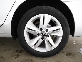 VW Golf VIII Variant 2.0 TDI Life | Thumbnail 3 von 20