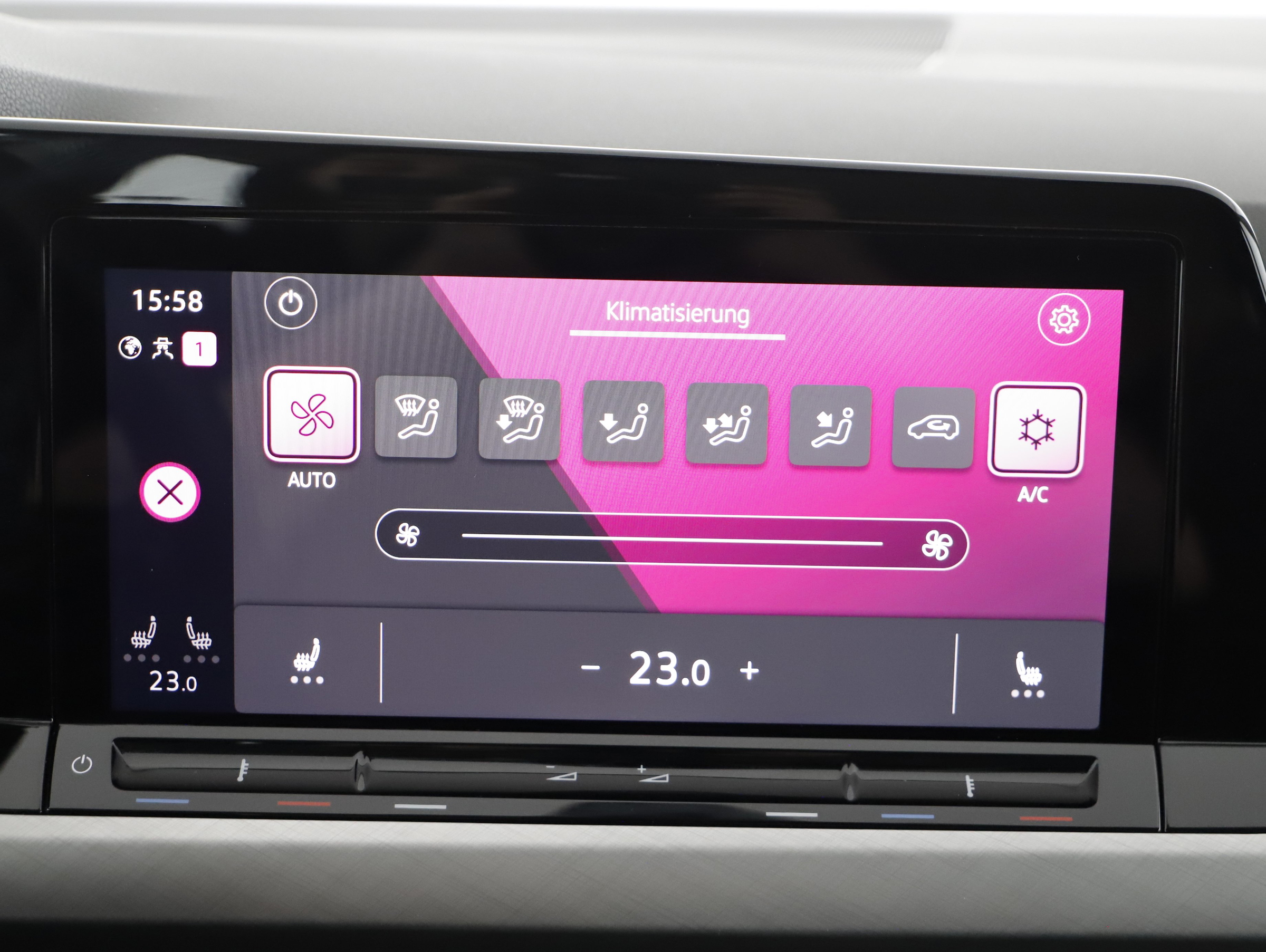 VW Golf VIII Variant 2.0 TDI Life | Bild 13 von 20