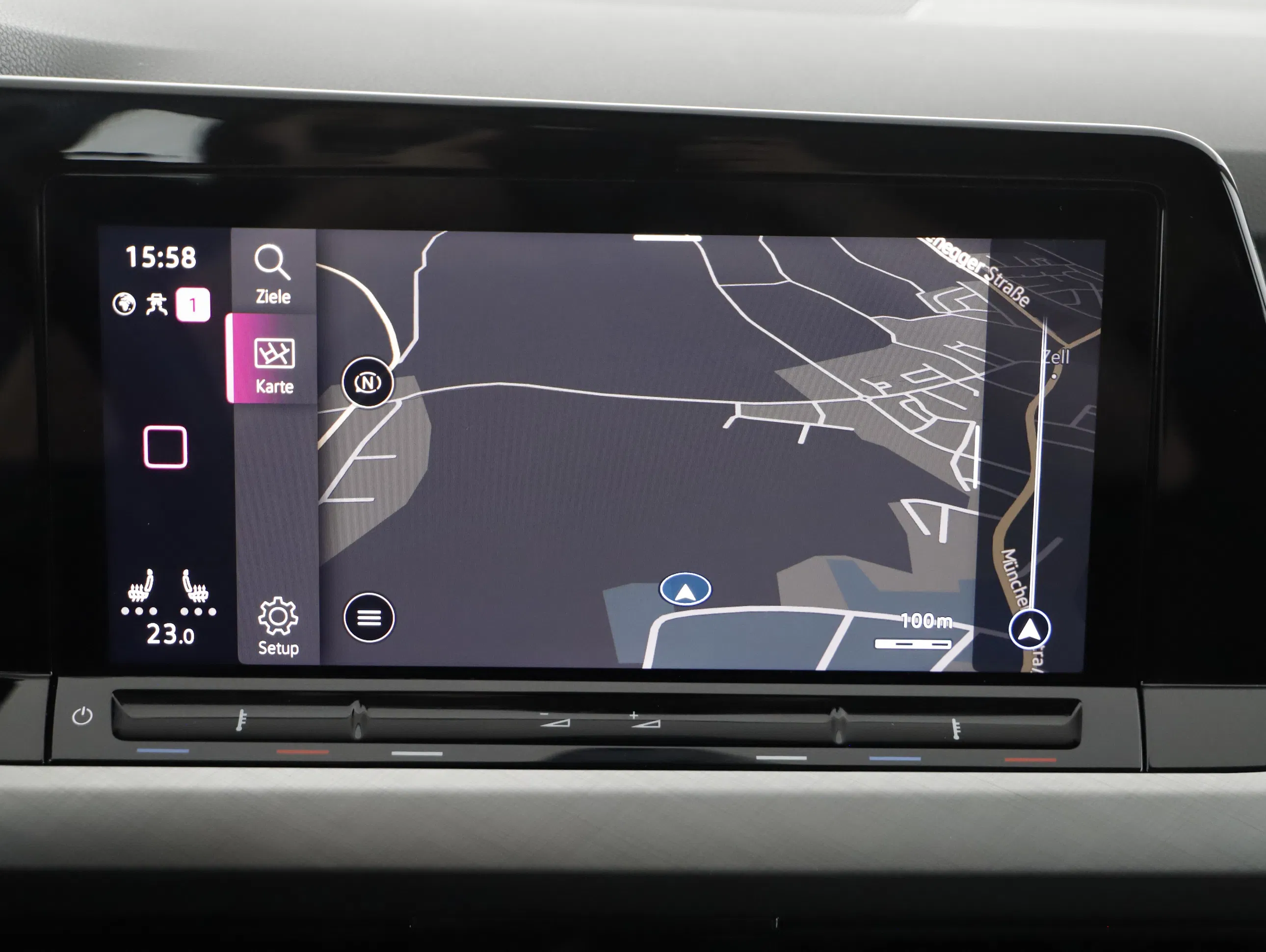 VW Golf VIII Variant 2.0 TDI Life | Bild 15 von 20