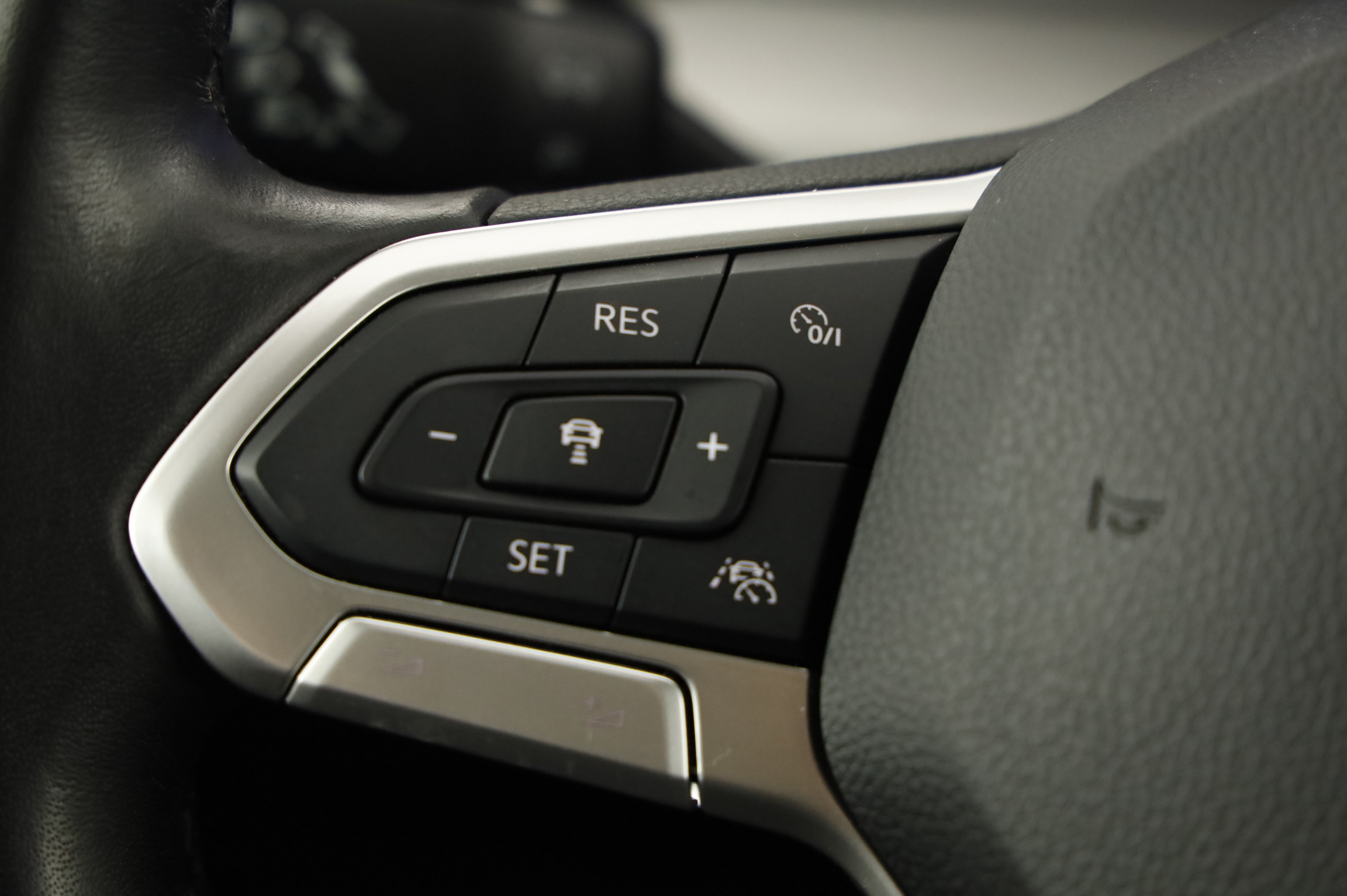 VW Golf VIII Variant 2.0 TDI Life | Bild 18 von 29