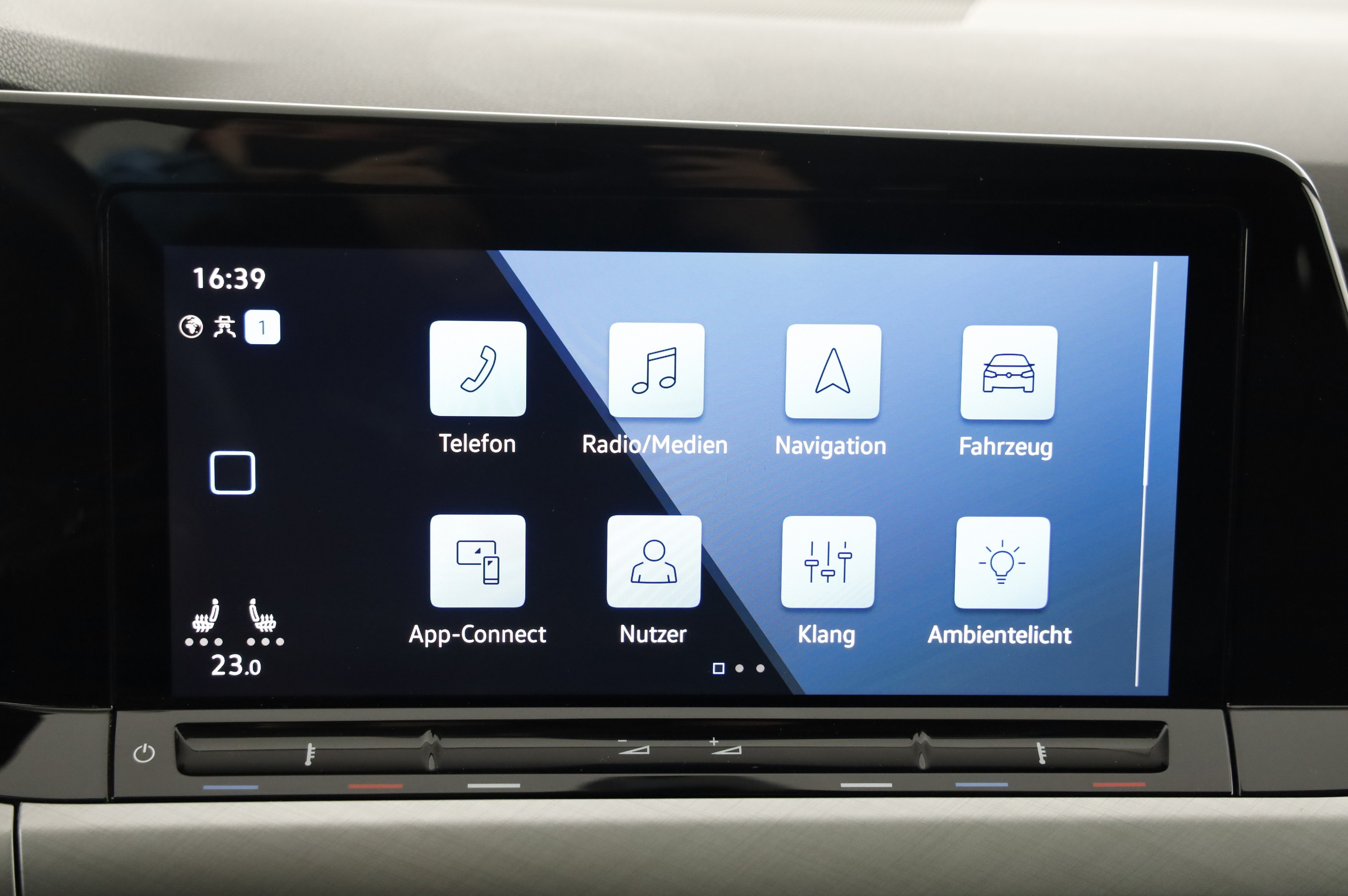 VW Golf VIII Variant 2.0 TDI Life | Bild 20 von 29