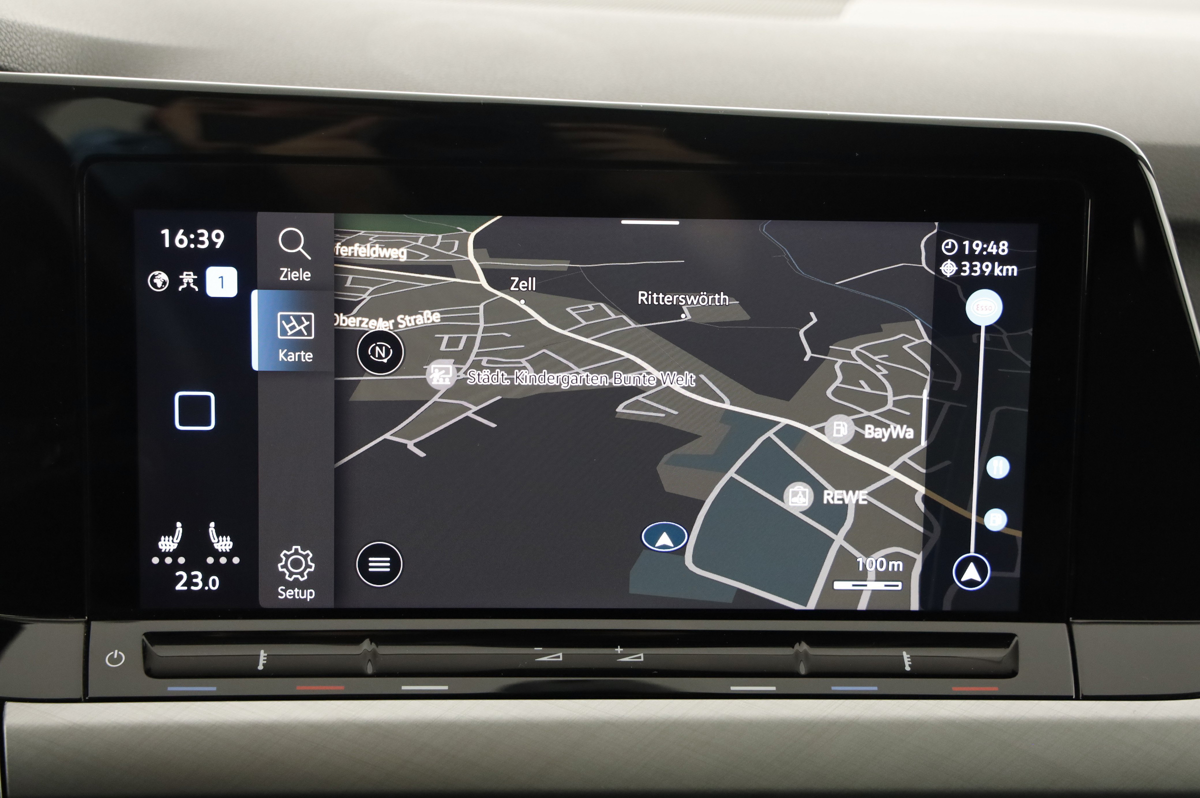 VW Golf VIII Variant 2.0 TDI Life | Bild 22 von 29