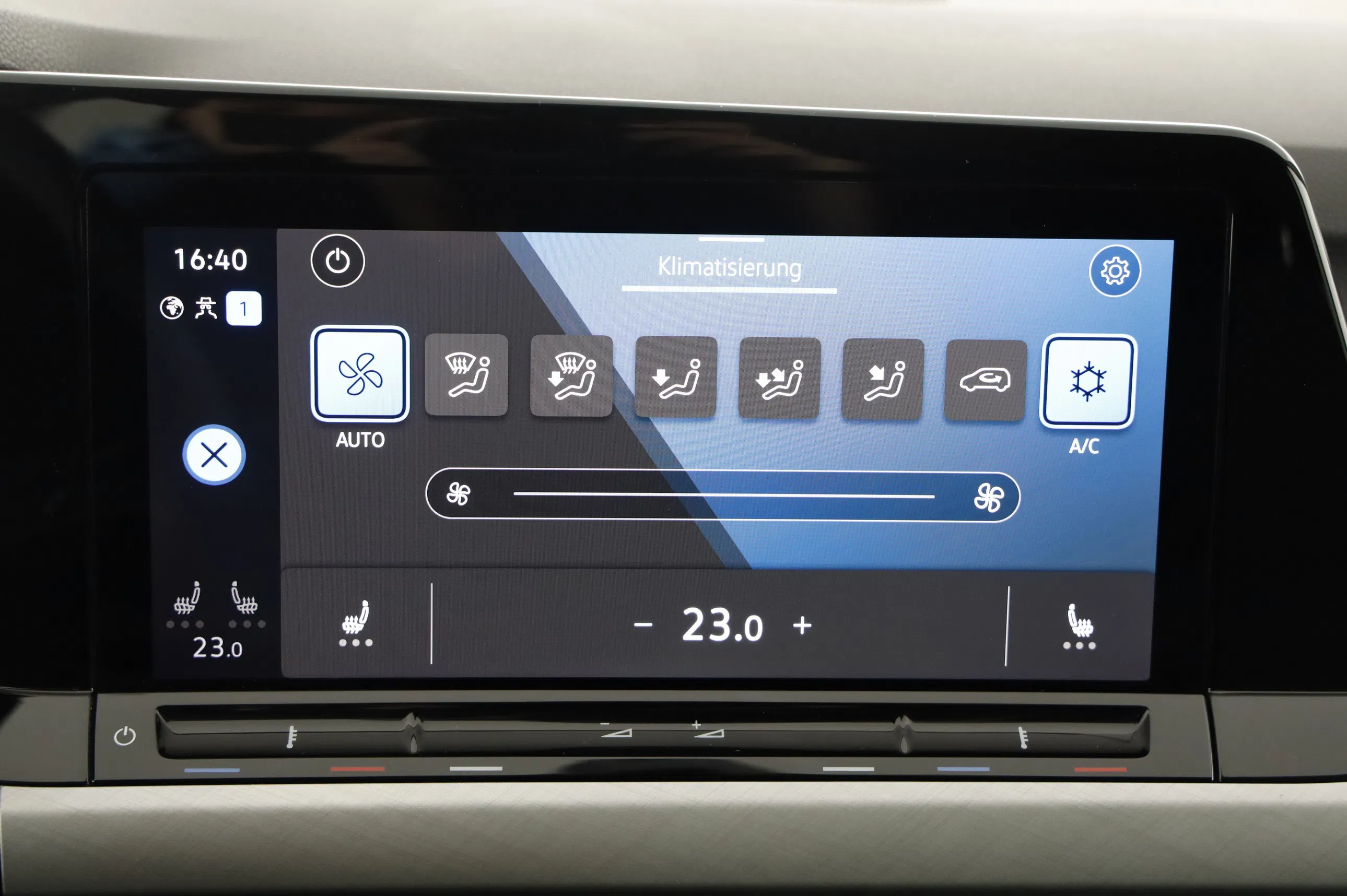 VW Golf VIII Variant 2.0 TDI Life | Bild 23 von 29