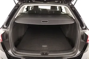 VW Golf VIII Variant 2.0 TDI Life | Thumbnail 26 von 29