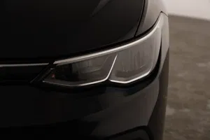 VW Golf VIII Variant 2.0 TDI Life | Thumbnail 27 von 29