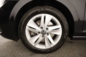 VW Golf VIII Variant 2.0 TDI Life | Thumbnail 10 von 29
