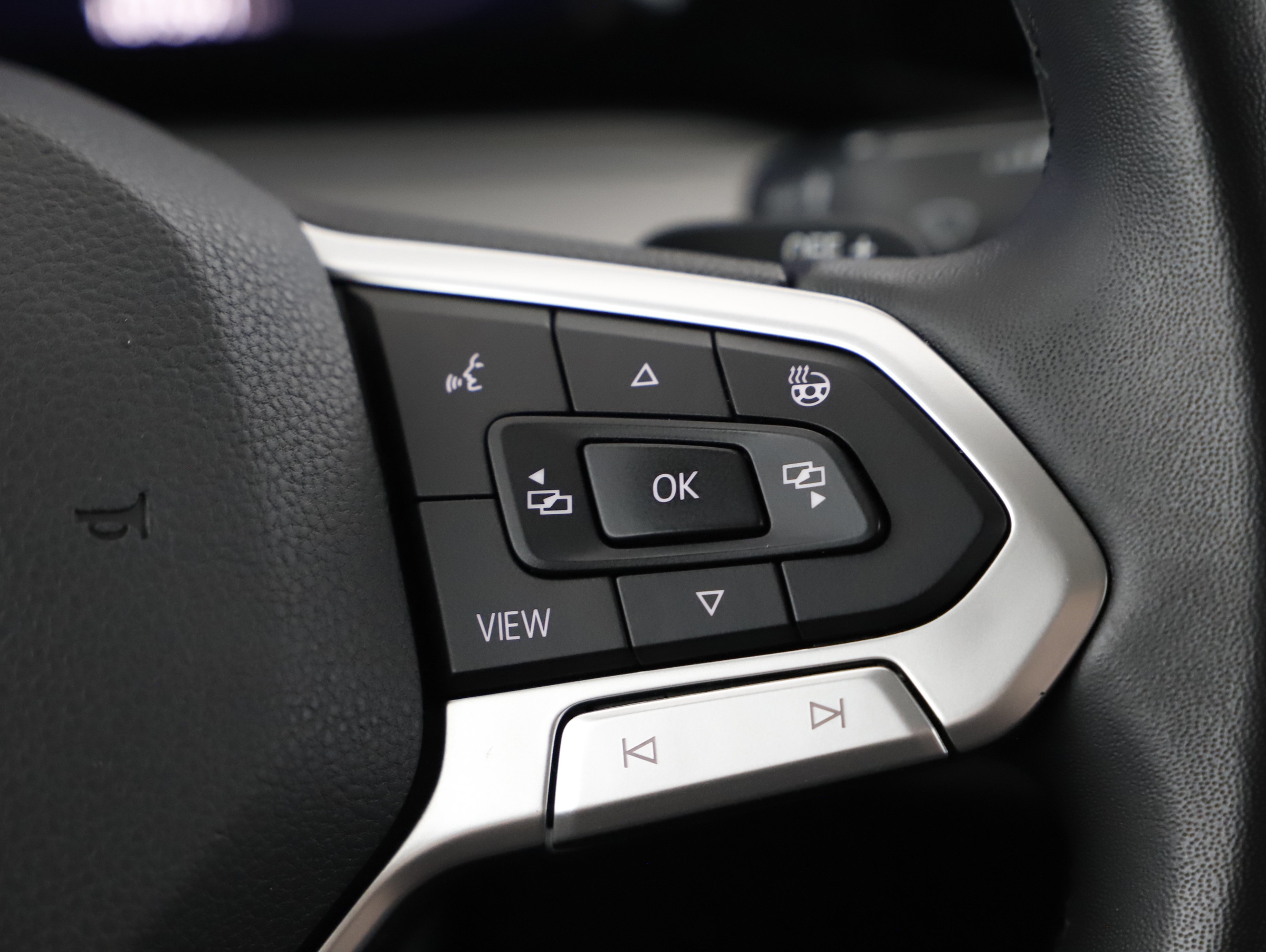VW Golf VIII Variant 2.0 TDI Life | Bild 11 von 20