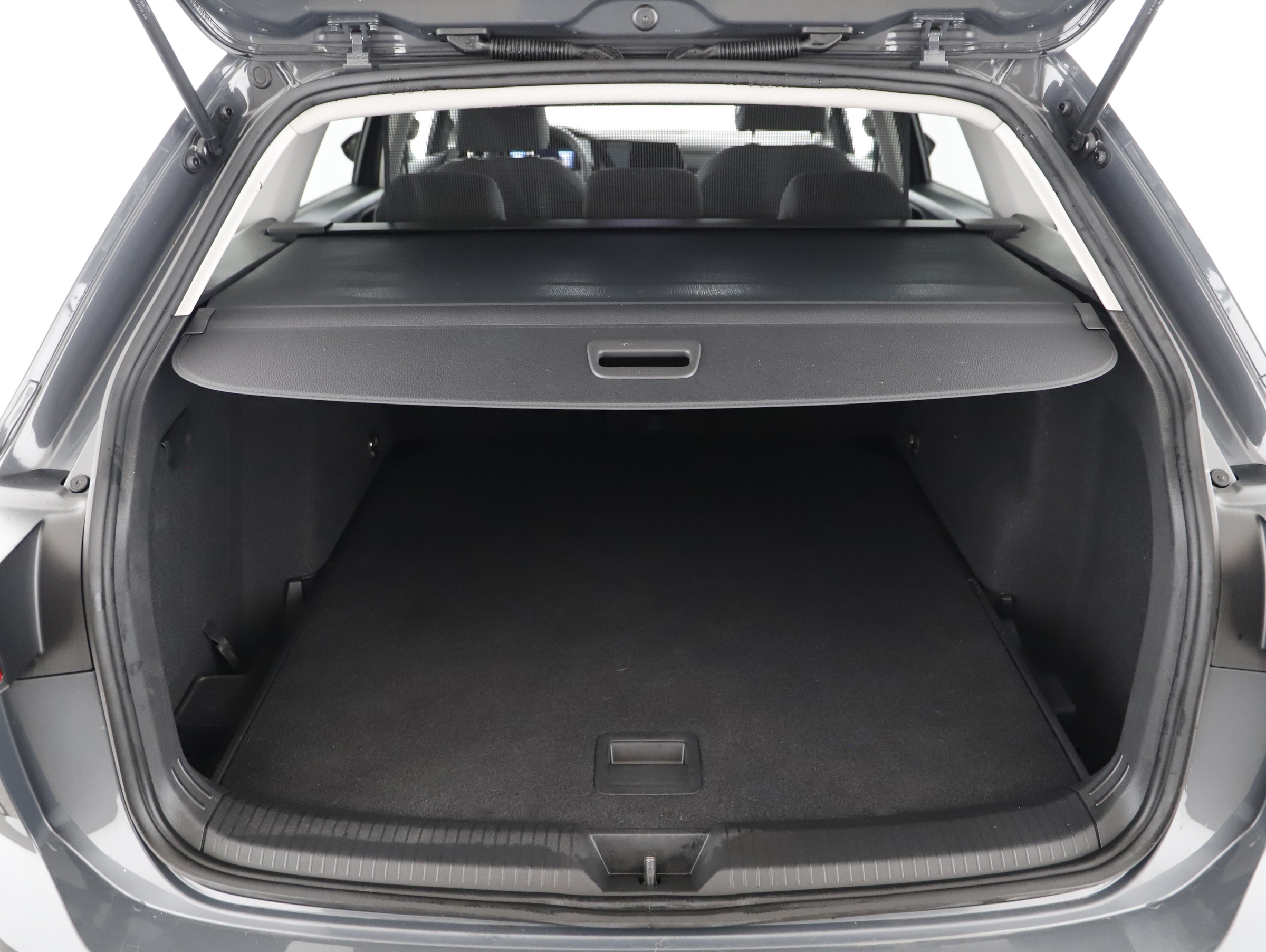 VW Golf VIII Variant 2.0 TDI Life | Bild 15 von 20