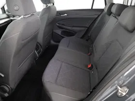 VW Golf VIII Variant 2.0 TDI Life | Thumbnail 2 von 20