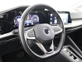 VW Golf VIII Variant 2.0 TDI Life | Thumbnail 4 von 20
