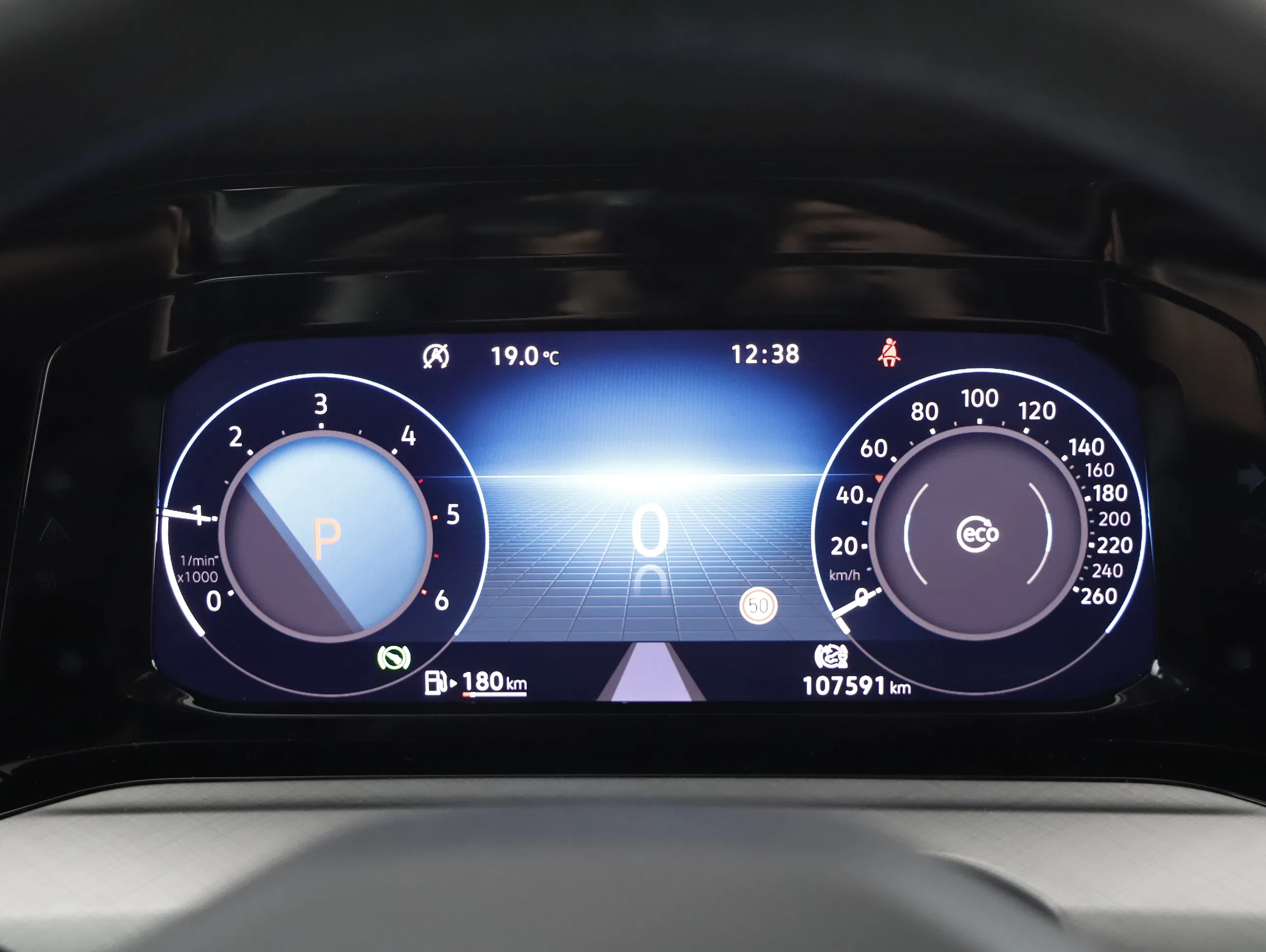 VW Golf VIII Variant 2.0 TDI Life | Bild 6 von 20