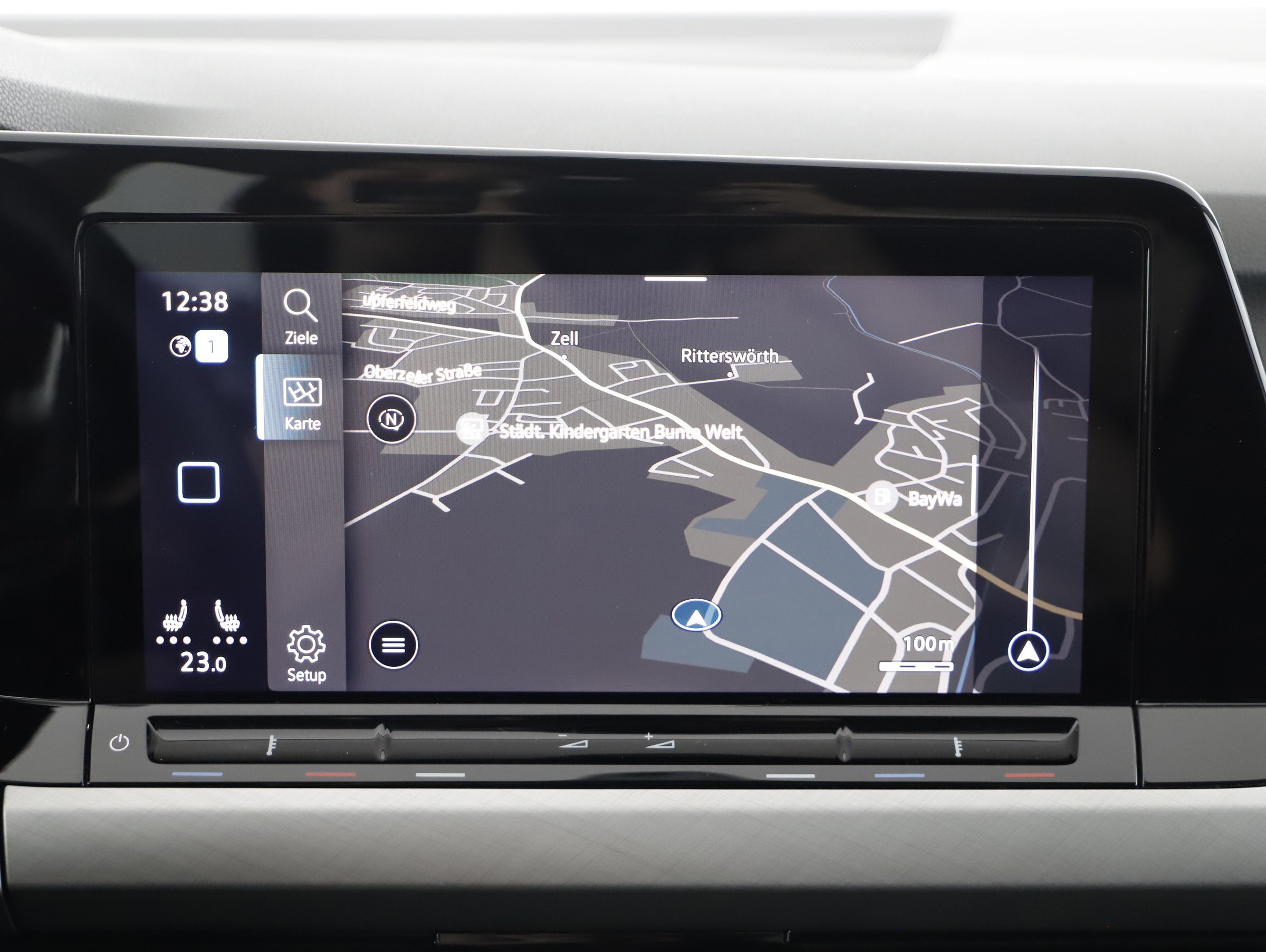 VW Golf VIII Variant 2.0 TDI Life | Bild 8 von 20