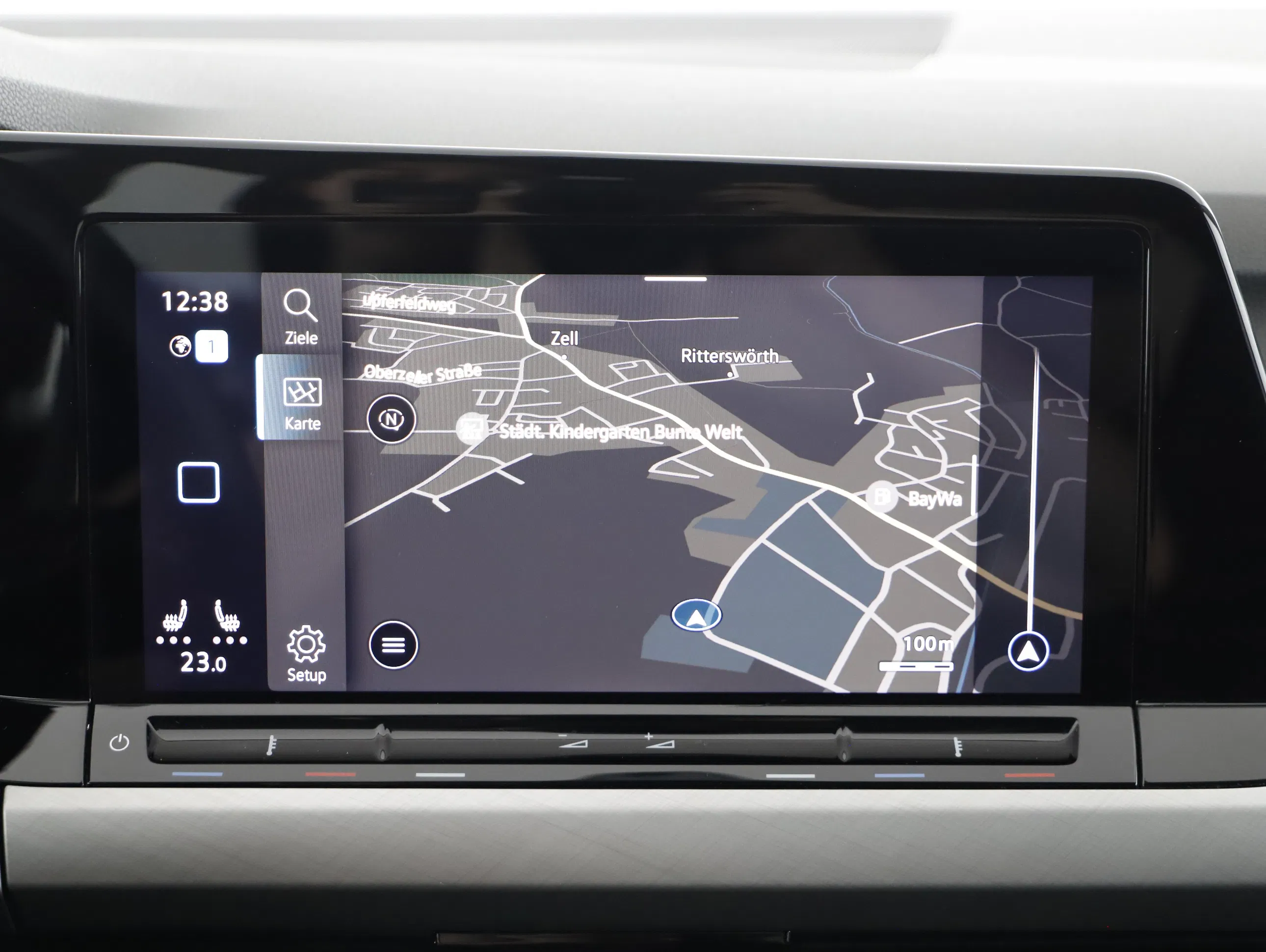VW Golf VIII Variant 2.0 TDI Life | Bild 8 von 20