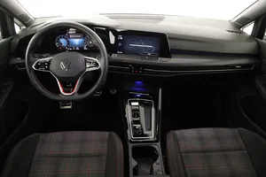 VW Golf VIII 2.0 TSI GTI | Thumbnail 15 von 28