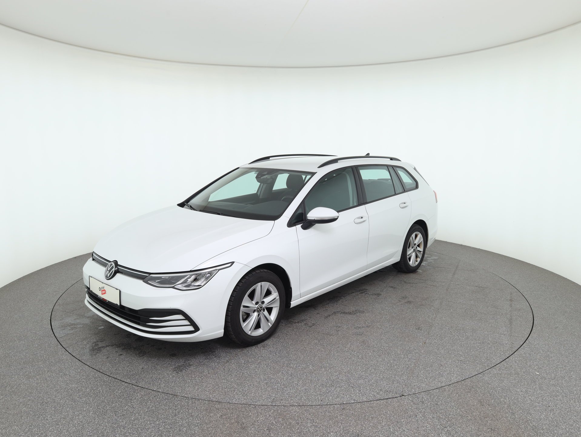 VW Golf VIII Variant 1.0 TSI Life | Bild 2 von 29