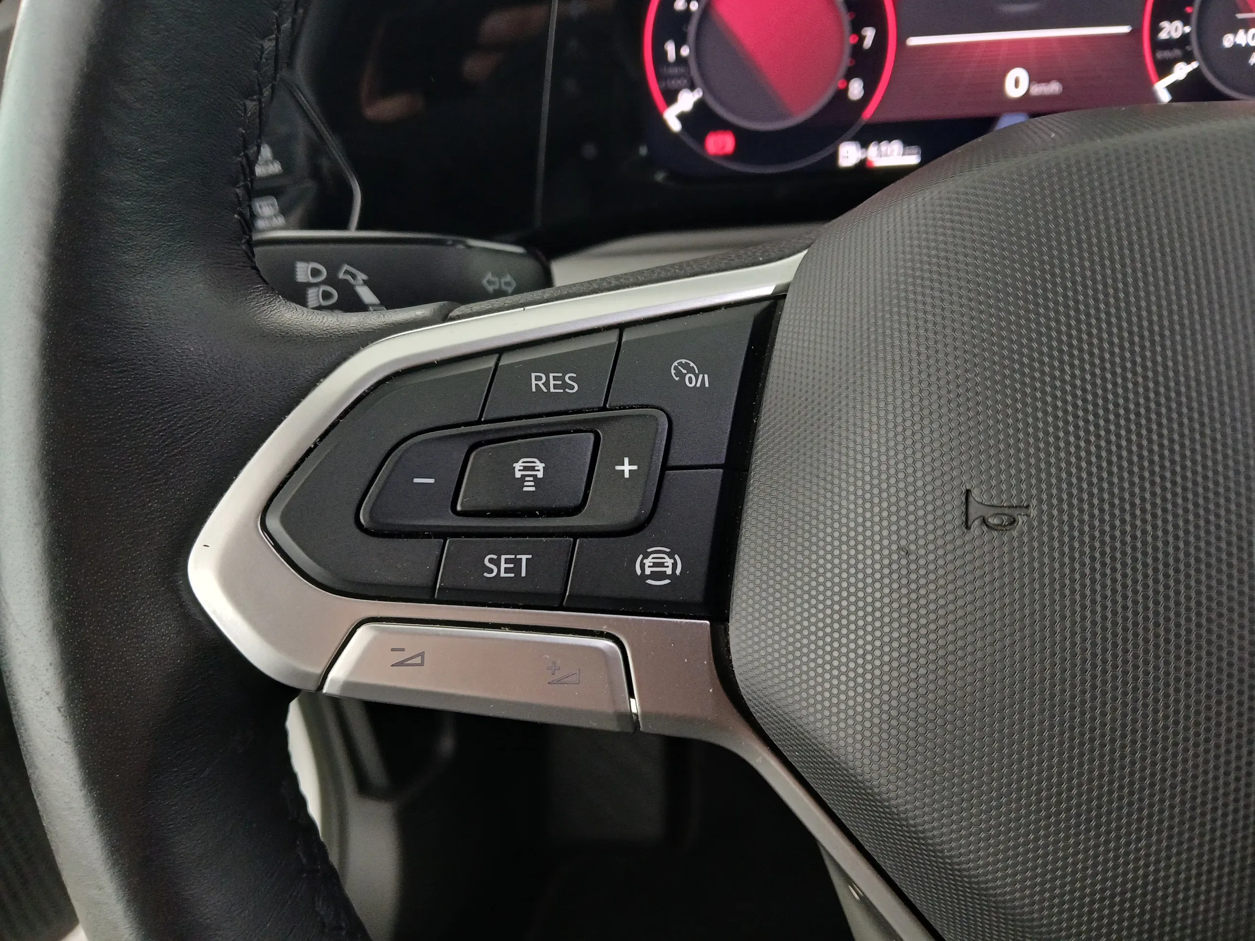 VW Golf VIII Variant 1.0 TSI Life | Bild 17 von 29