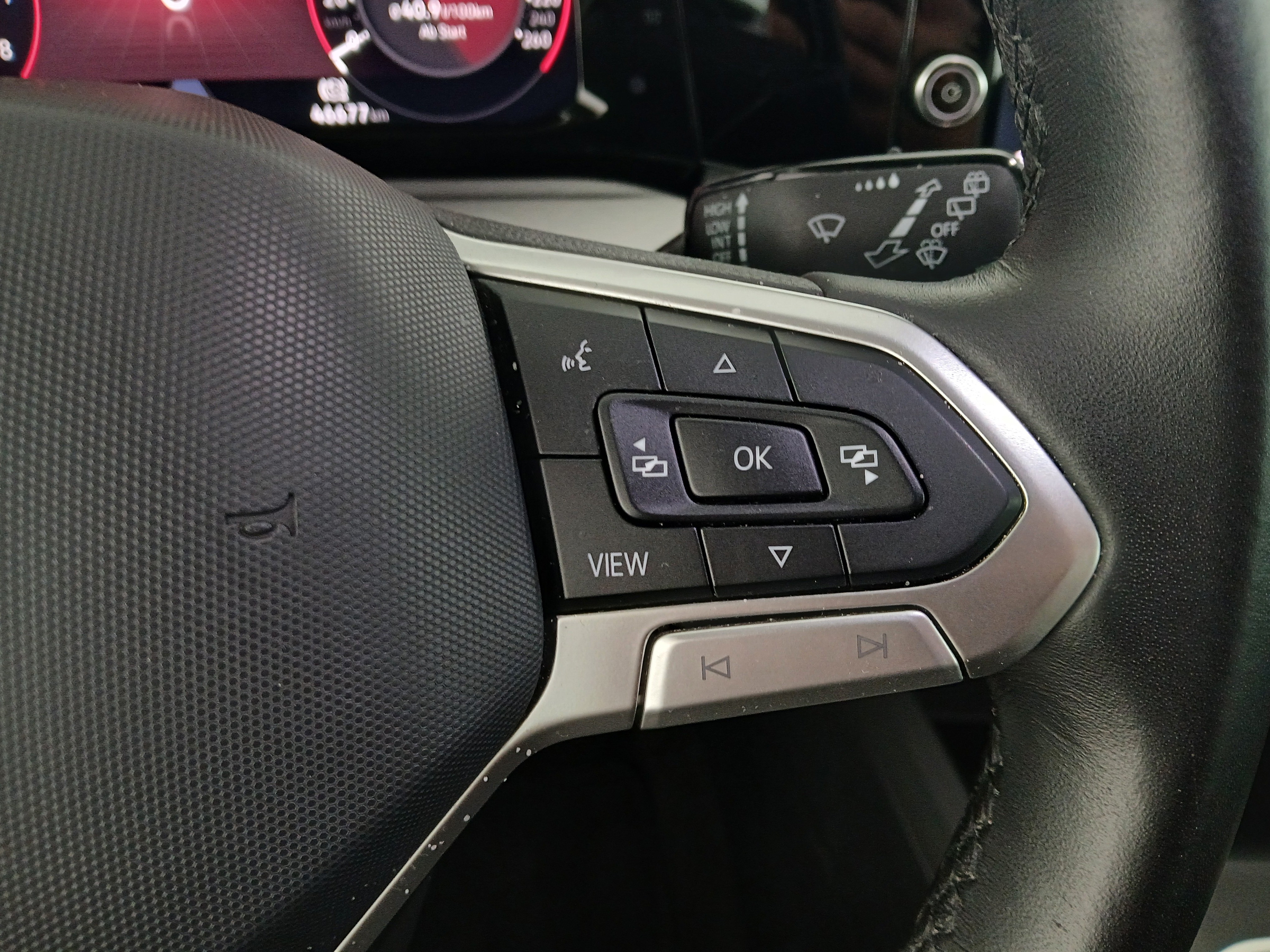 VW Golf VIII Variant 1.0 TSI Life | Bild 18 von 29